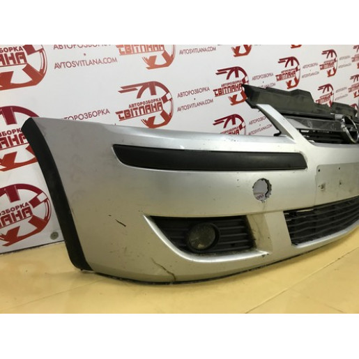 Бампер передний комплектный Opel Combo цвет z157 2003-2011 13120826